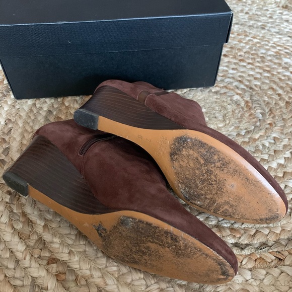 Authentic Coach suede Booties - Picture 2 of 4